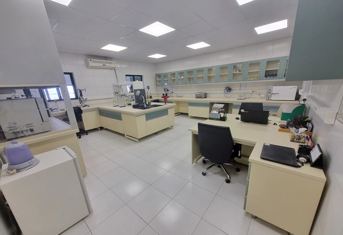 آزمایشگاه شیمی هنزک